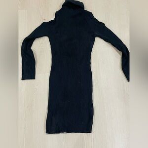 Boohoo Black Ribbed Turtleneck Sweater Dress – Size M/L – Preloved